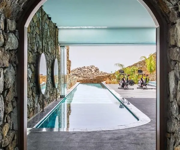 Hotel Charisma And Wellness Club 4*