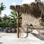 Отель Charisma And Wellness Club Plintri