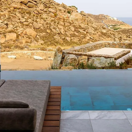 Otel Charisma And Wellness Club 4*