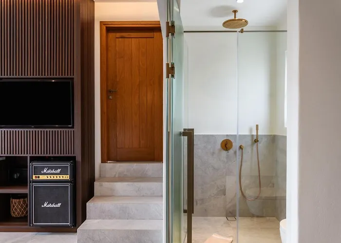 Hotel Charisma And Wellness Club 4*